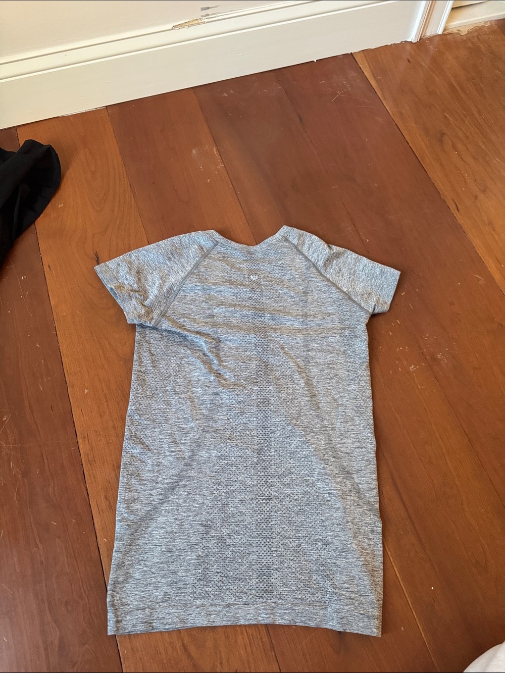 lululemon athletica Swiftly Tech Short Sleeve - Picture 2 of 3